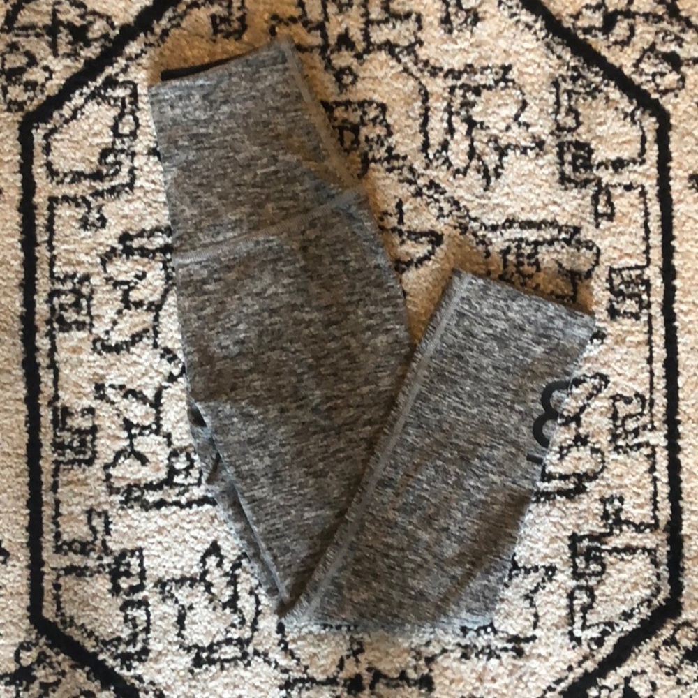 Barre3 x Beyond Yoga Cropped Leggings